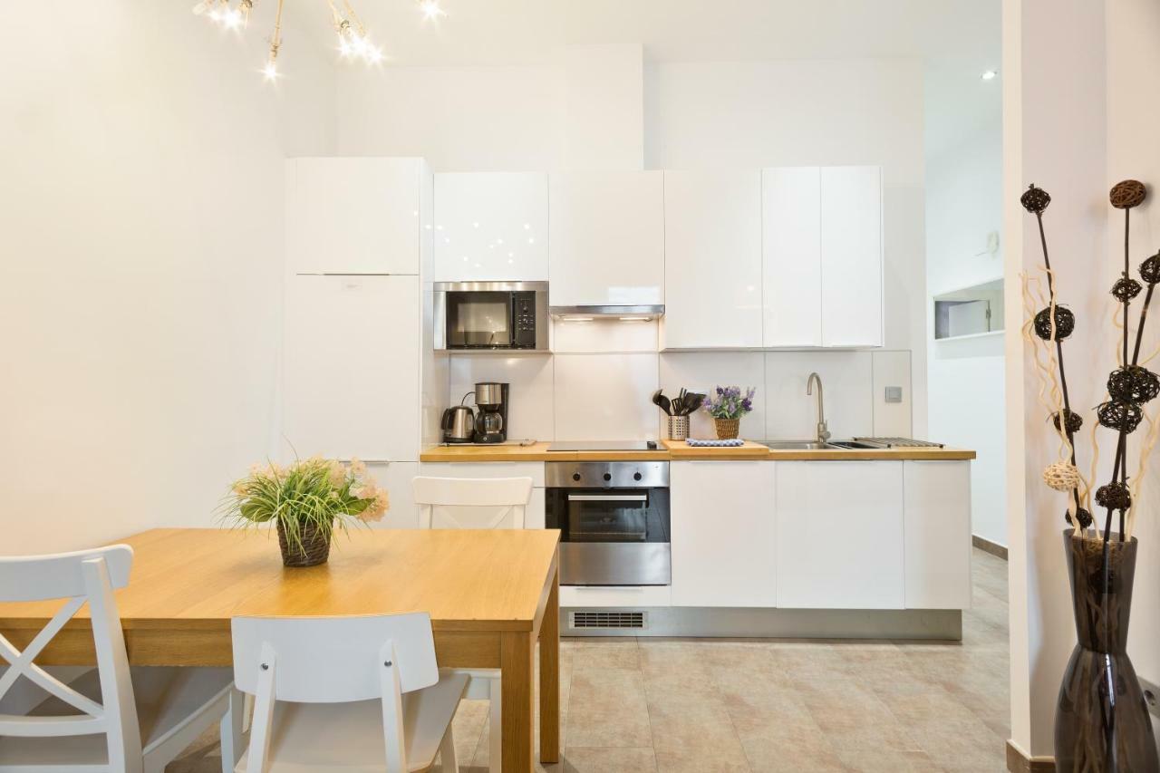 Stay U-Nique Apartments Eixample Center Βαρκελώνη Εξωτερικό φωτογραφία